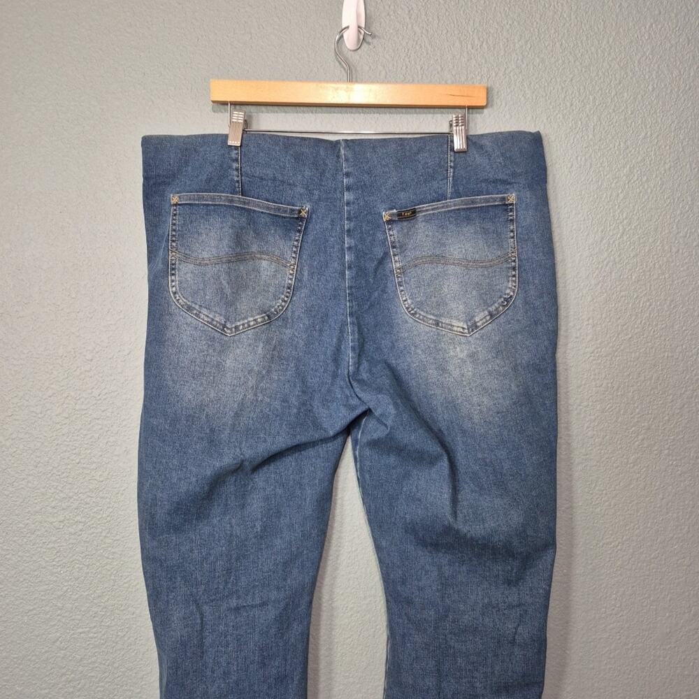 Lee Jeans Womens 2XL Blue Denim Stretch Heritage High Rise Pull On Flared Leg - Picture 5 of 15